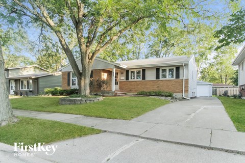 454 Springfield Street 3 Beds Apartment for Rent