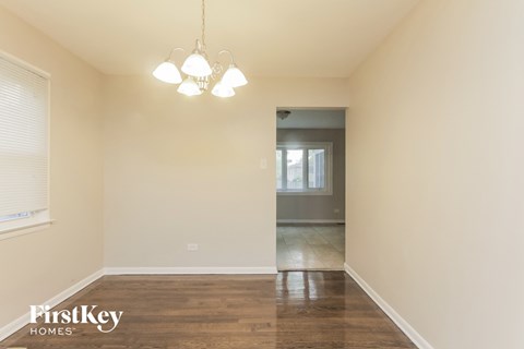 454 Springfield Street 3 Beds Apartment for Rent