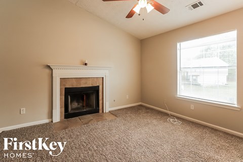 480 East Lake Drive 4 Beds Apartment for Rent