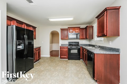 483 Baywood Way 5 Beds Apartment for Rent