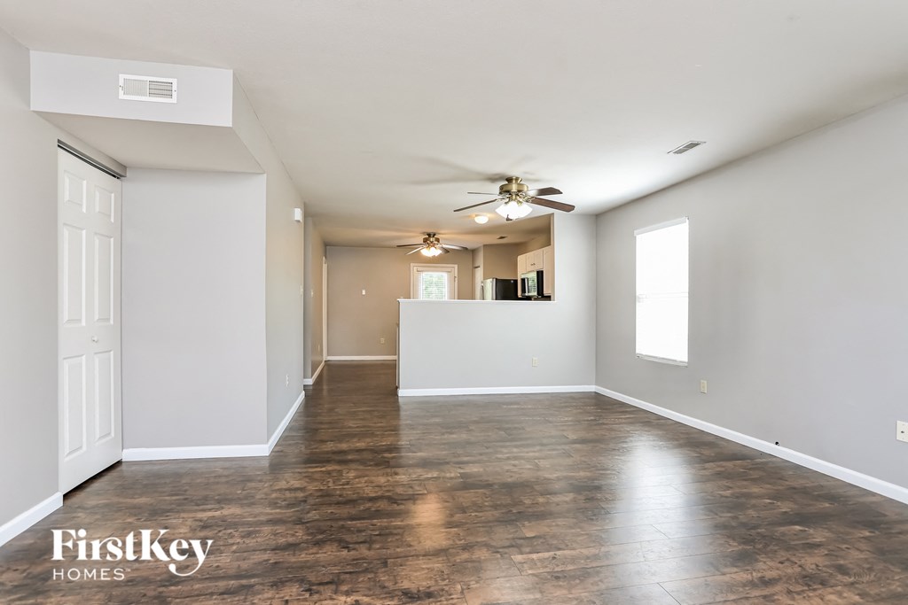 the living room is clean and ready to be staged