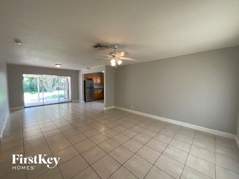 506 58Th St 2 Beds Apartment for Rent
