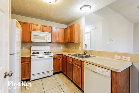 507 Richcrest Drive 3 Beds Apartment for Rent