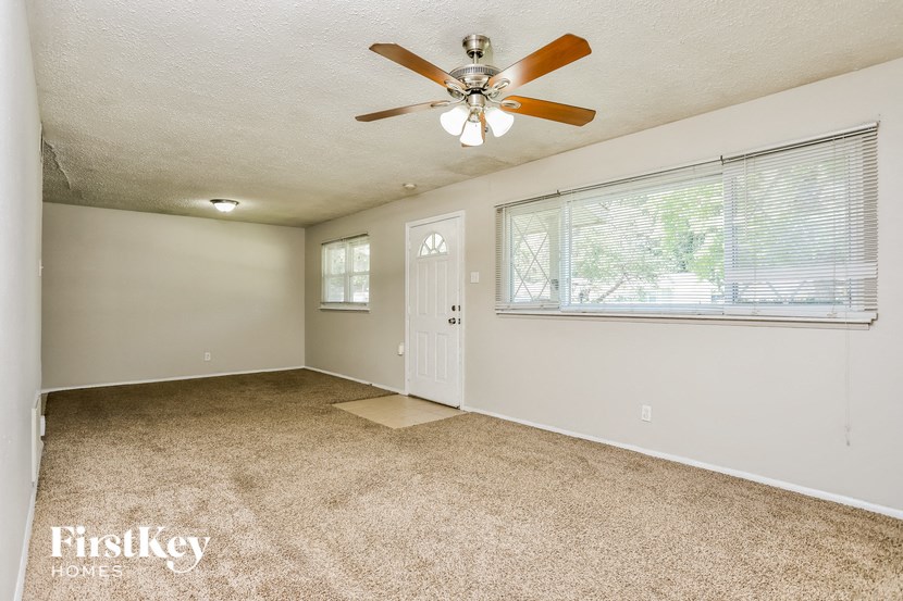 508 Saratoga Studio House for Rent - Photo Gallery 4