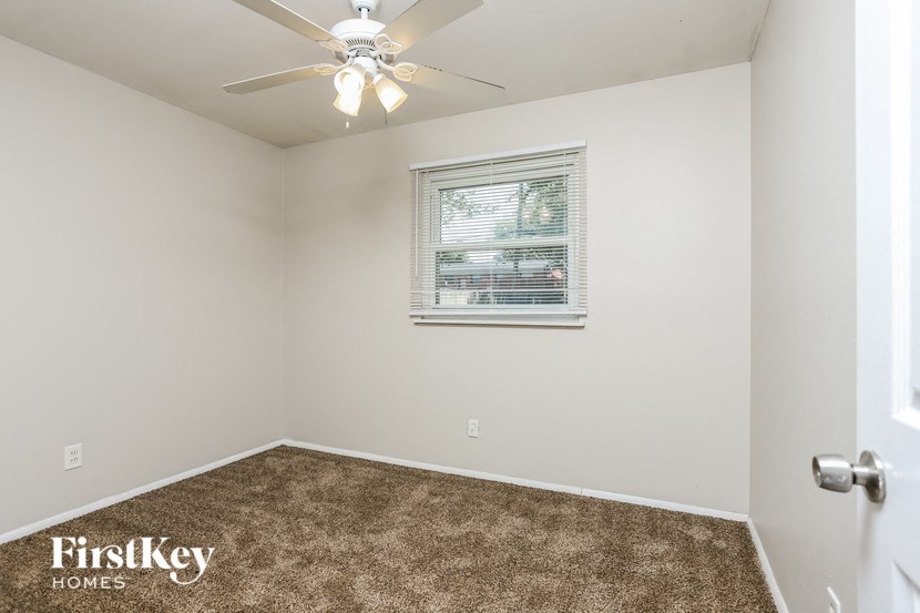 508 Saratoga Studio House for Rent - Photo Gallery 11