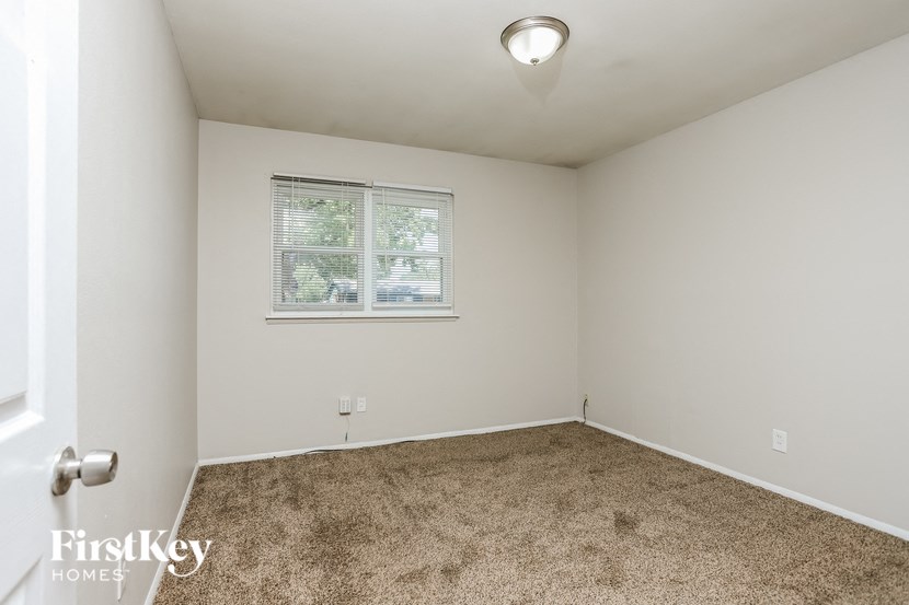 508 Saratoga Studio House for Rent - Photo Gallery 12