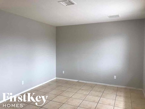 514 E Taylor St 4 Beds Apartment for Rent