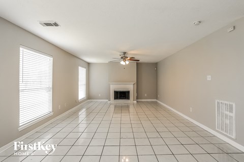 518 Foxglove Drive 4 Beds Apartment for Rent