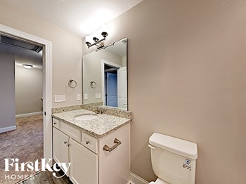 533 Harris Street 4 Beds House for Rent - Photo Gallery 13