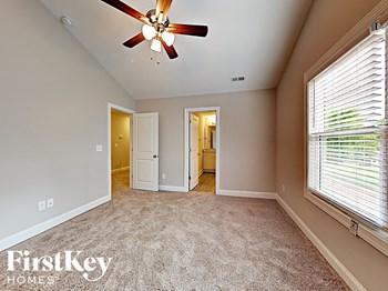 533 Harris Street 4 Beds House for Rent - Photo Gallery 6