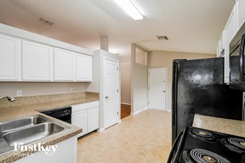 562 Timber Trace Court 3 Beds House for Rent - Photo Gallery 6
