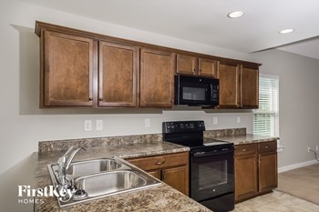 563 Kincaid Cove Lane 4 Beds House for Rent - Photo Gallery 4