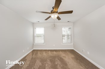 563 Kincaid Cove Lane 4 Beds House for Rent - Photo Gallery 5