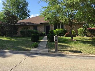 603 Lake Meadows Drive 4 Beds Apartment for Rent