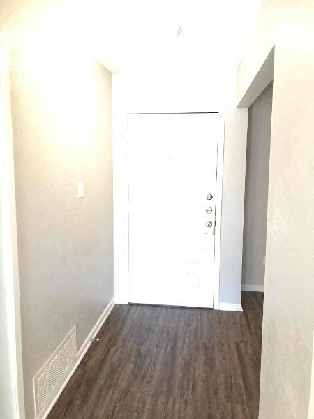 606 E Center St 3 Beds Apartment for Rent