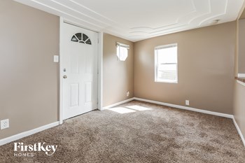608 N Harrison Ave 3 Beds House for Rent - Photo Gallery 4
