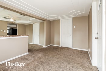 608 N Harrison Ave 3 Beds House for Rent - Photo Gallery 5