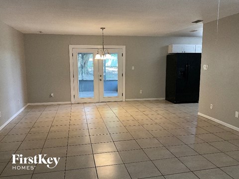 614 Huey St 3 Beds Apartment for Rent