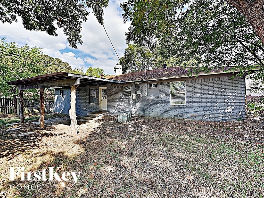 626 WARREN St 4 Beds House for Rent - Photo Gallery 14