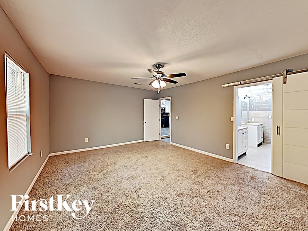 626 WARREN St 4 Beds House for Rent - Photo Gallery 7