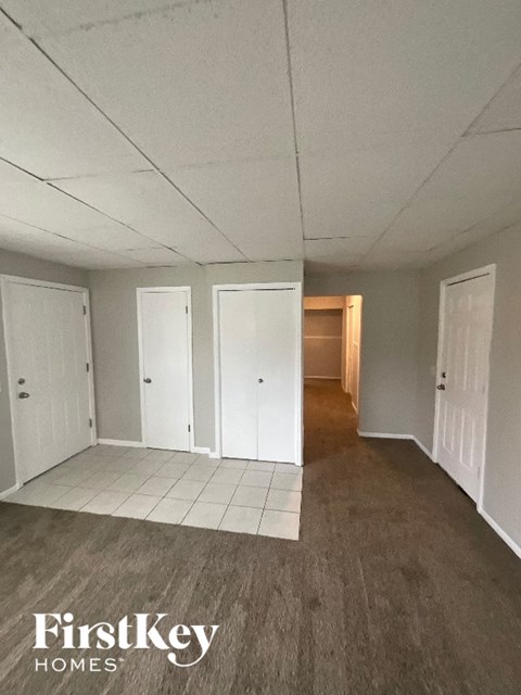 639 N Martha St 3 Beds Apartment for Rent