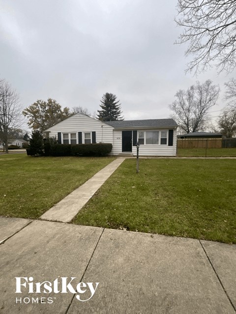 639 N Martha St 3 Beds Apartment for Rent