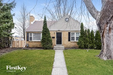 643 Westmoreland Avenue 5 Beds Apartment for Rent