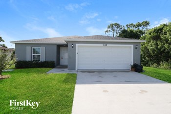649 NW Bayshore Blvd 4 Beds House for Rent - Photo Gallery 2