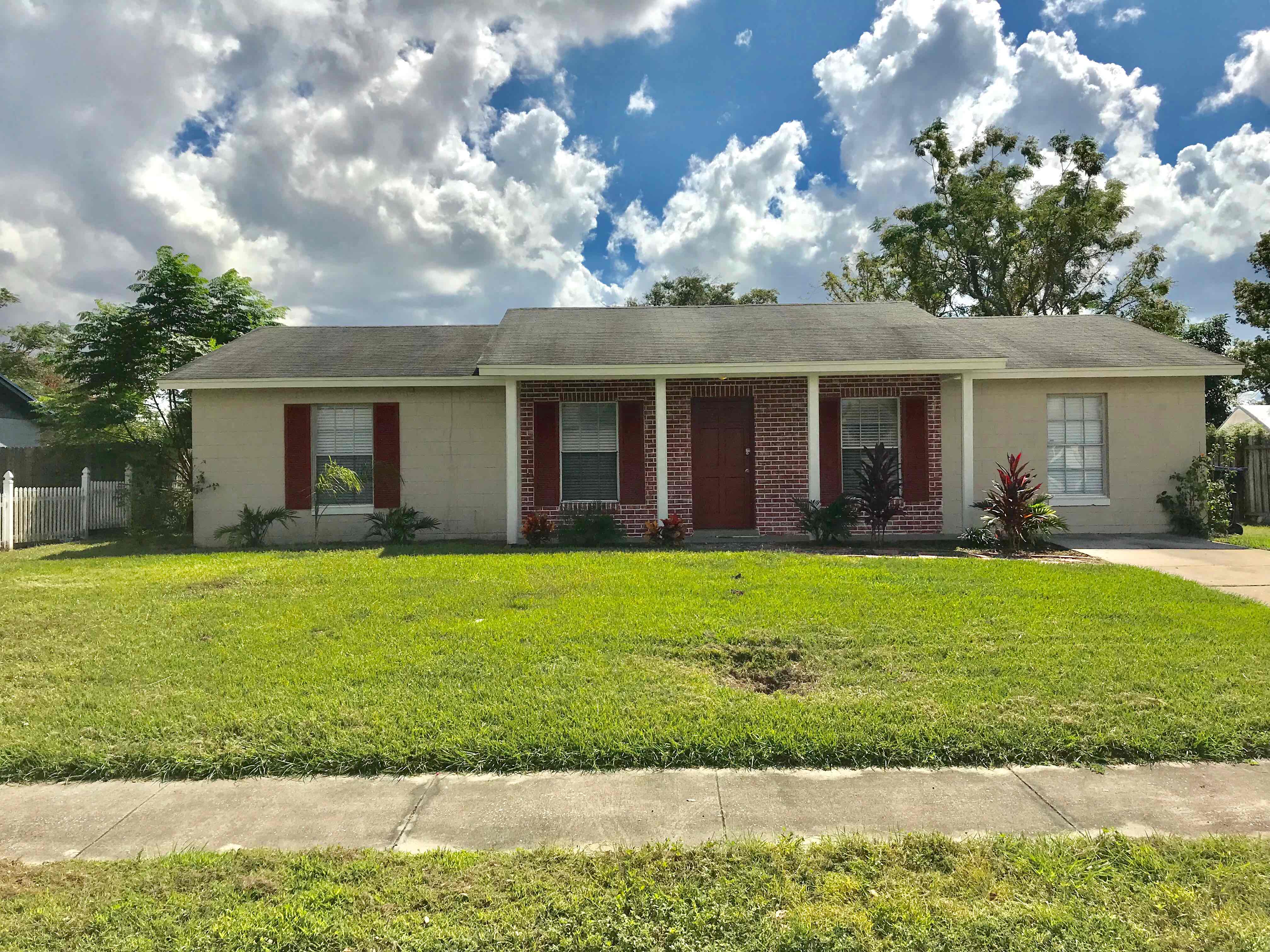 660 Flagler Drive 4 Beds Apartment for Rent