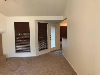 674 Sunflower Trl 3 Beds House for Rent - Photo Gallery 4