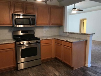 674 Sunflower Trl 3 Beds House for Rent - Photo Gallery 7