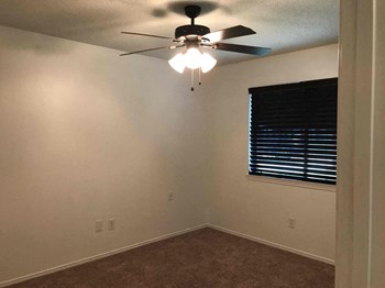 674 Sunflower Trl 3 Beds House for Rent - Photo Gallery 21