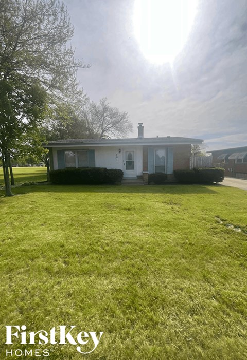 701 Chase Ln 3 Beds Apartment for Rent