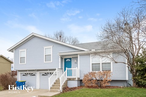 706 E 15Th St 3 Beds Apartment for Rent