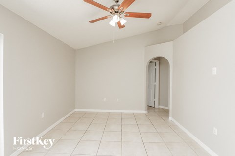 729 Pincon Ln 3 Beds Apartment for Rent