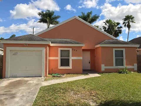 735 Sw 7 Court 4 Beds Apartment for Rent
