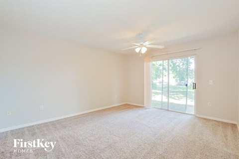 743 Pelican Ct 4 Beds Apartment for Rent
