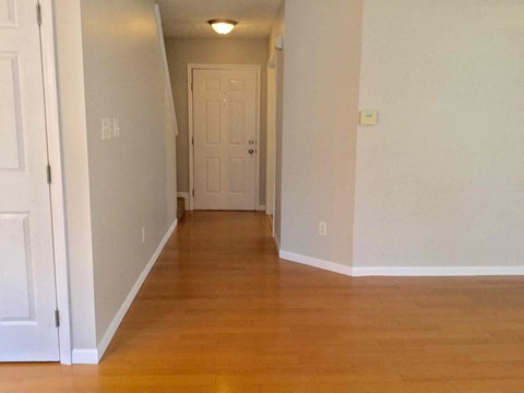 744 Thornton Drive 3 Beds Apartment for Rent