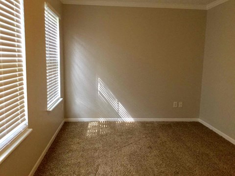 744 Thornton Drive 3 Beds Apartment for Rent