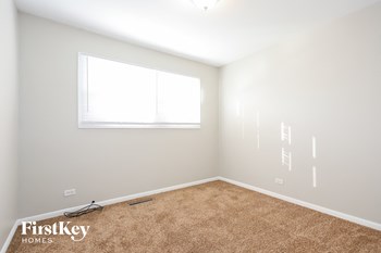 760 Larkdale Row 3 Beds House for Rent - Photo Gallery 6