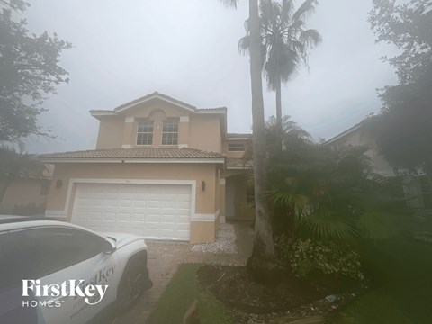 787 Sw 118 Avenue 4 Beds Apartment for Rent