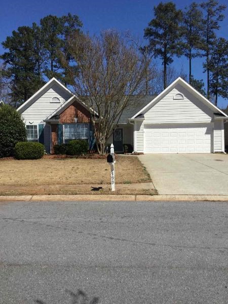 799 Avalon Forest Way 3 Beds Apartment for Rent