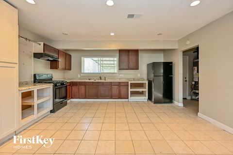 806 Rosewick St 4 Beds Apartment for Rent