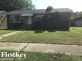 810 N Maple Dr 3 Beds Apartment for Rent