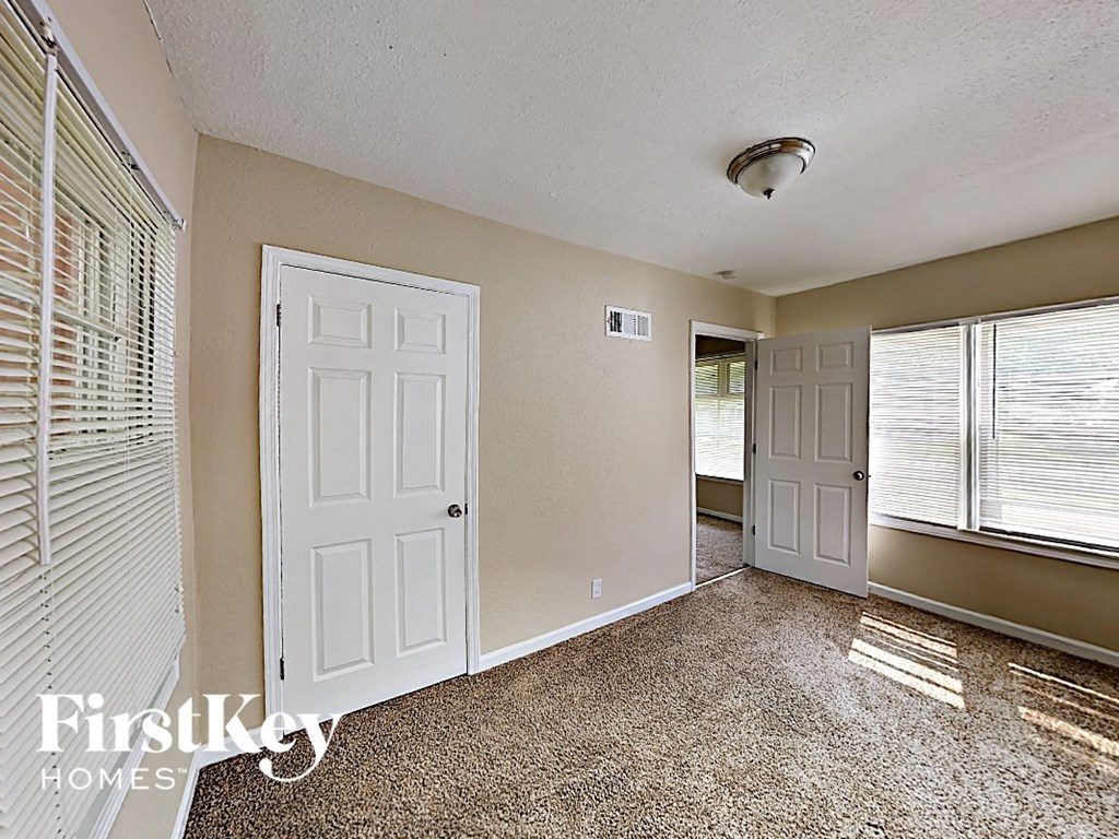 815 Saint Jean 3 Beds House for Rent - Photo Gallery 11