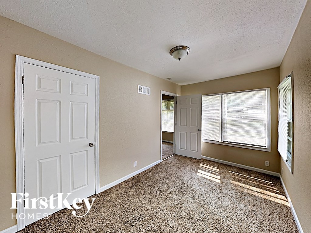 815 Saint Jean 3 Beds House for Rent - Photo Gallery 10