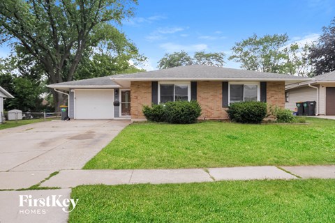 823 Oriole Drive 3 Beds Apartment for Rent