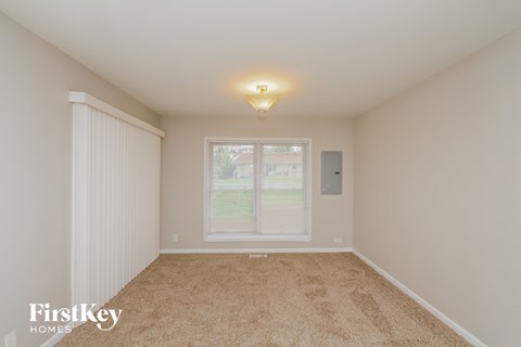 823 Oriole Drive 3 Beds Apartment for Rent