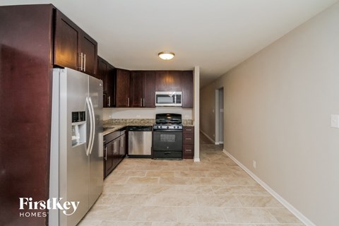 823 Oriole Drive 3 Beds Apartment for Rent