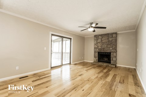 833 Lindenhaven Rd 4 Beds Apartment for Rent